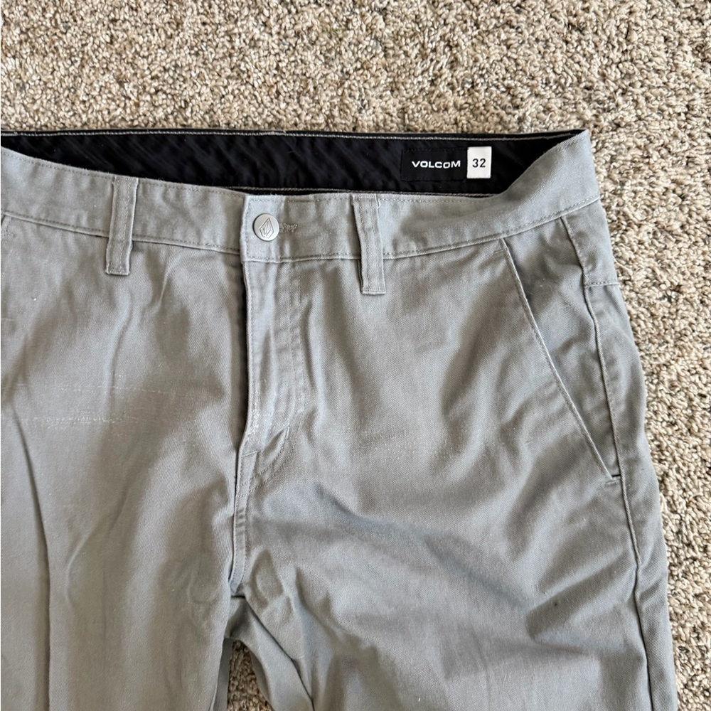 Volcom Men's Light Gray Chinos